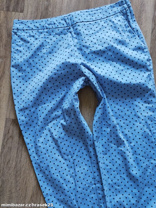 LUXUSNÍ KALHOTY ORSAY 40