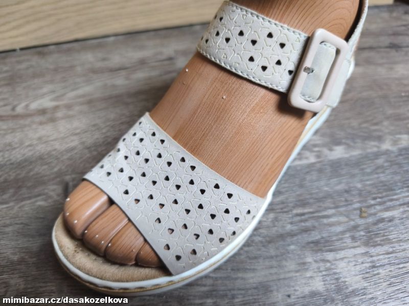 Pohodlné letní boty RIEKER v.40