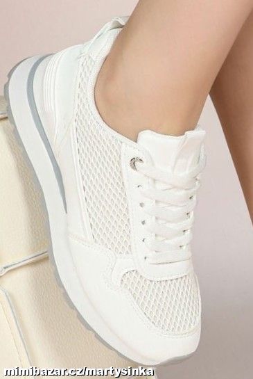 Sportovně elegantní boty / tenisky JARO 2026