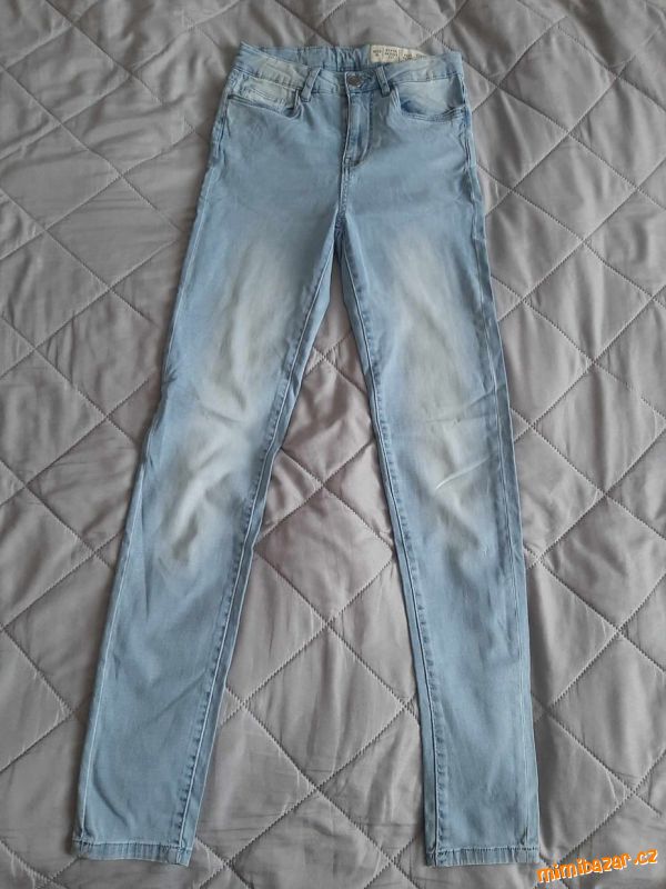 Skinny fit světlé džíny