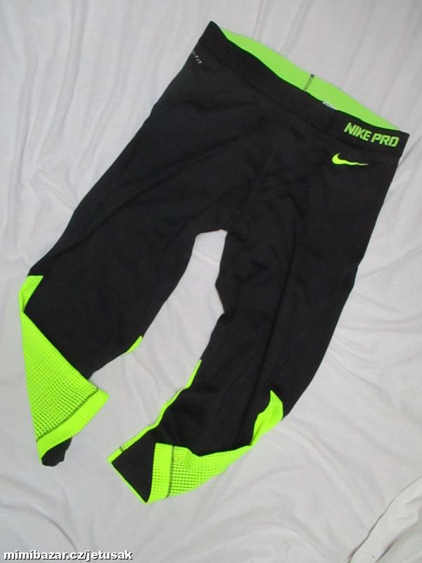 Dámské Nike Pro Hypercool capri v L