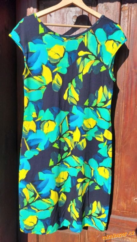 Dámské letní šaty