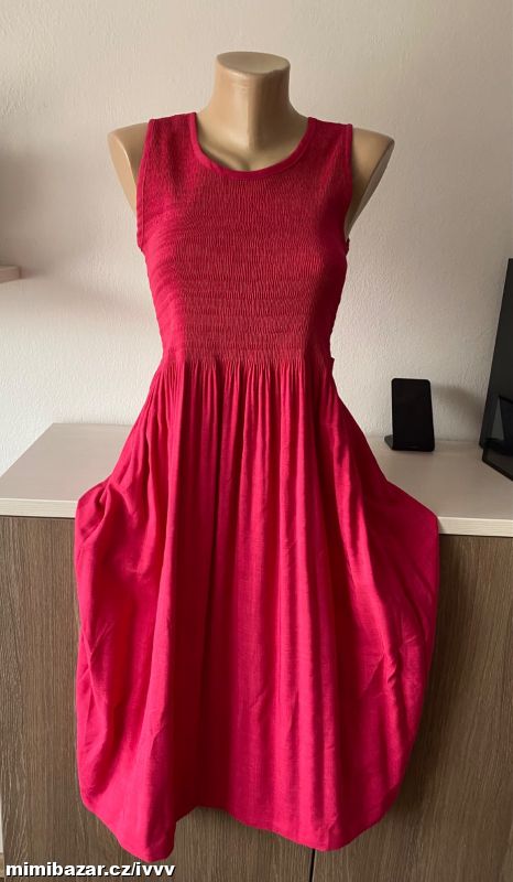 Dámské šaty
