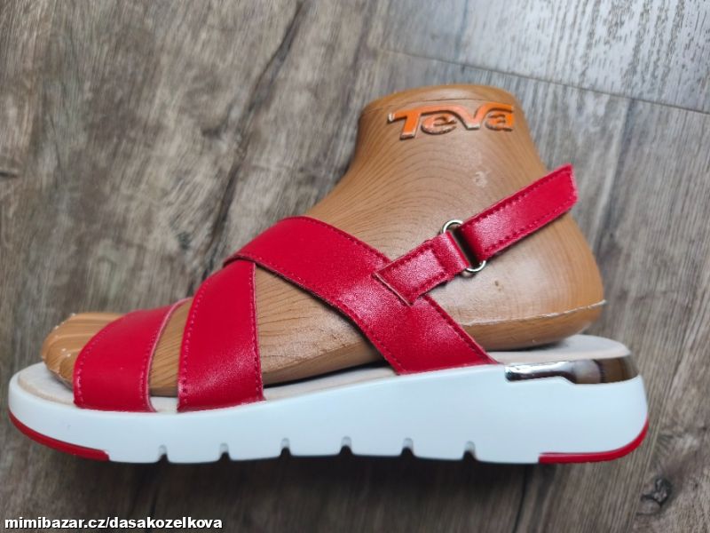 Nové celokožené sandály TOPWAY v.41