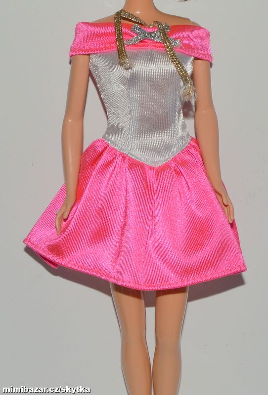  + + + OBLEČENÍ PRO PANENKU BARBIE + + + 