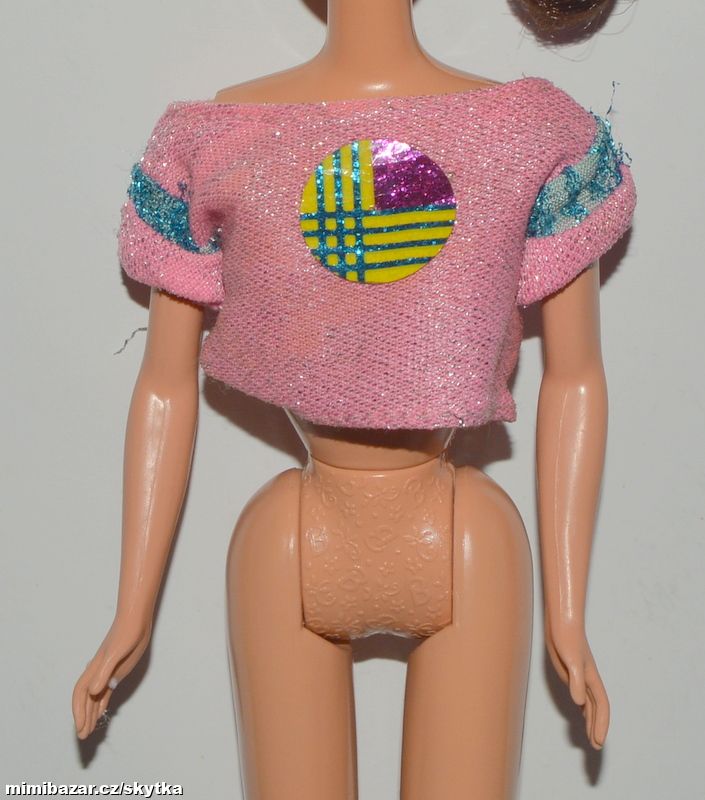  + + + OBLEČENÍ PRO PANENKU BARBIE + + + 