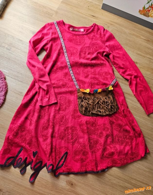 Saticky Desigual