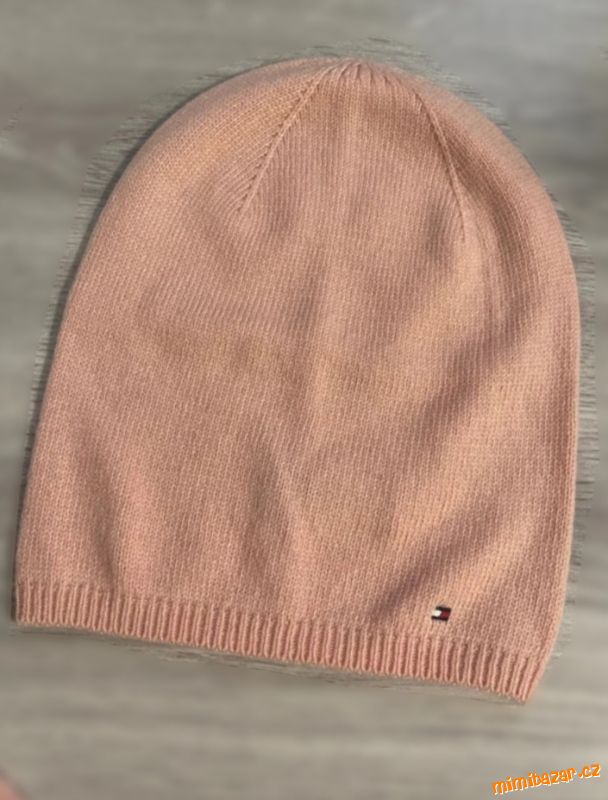 Pěkná čepice zn.Tommy Hilfiger