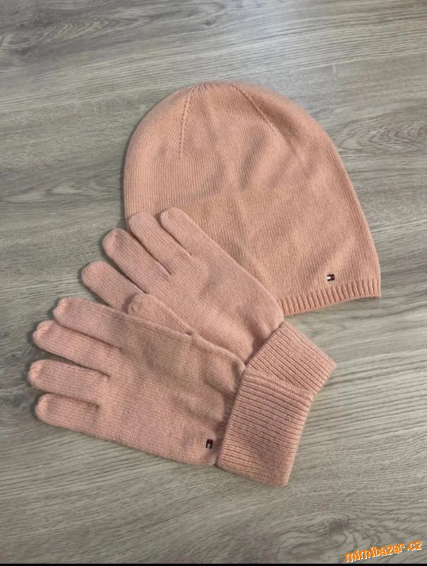 Set čepice a rukavic zn.Tommy Hilfiger
