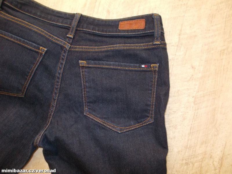 PĚKNÉ DÁMSKÉ STREČ DŽÍNY TOMMY HILFIGER V.M