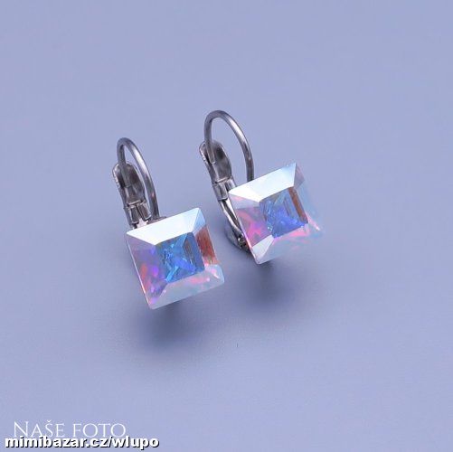 Náušnice Swarovski kostky 8 mm - SKLADEM