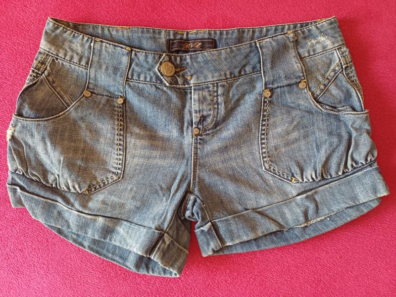 Jeans kratasy 28
