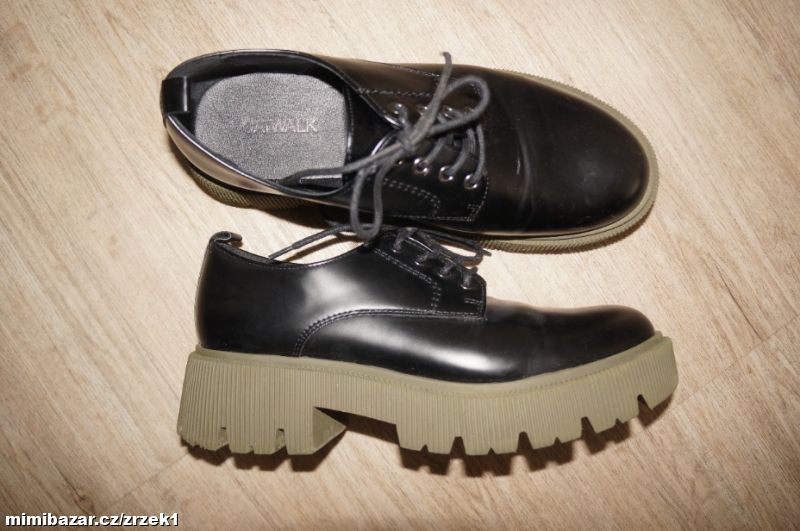 Catwalk super boty vel.40