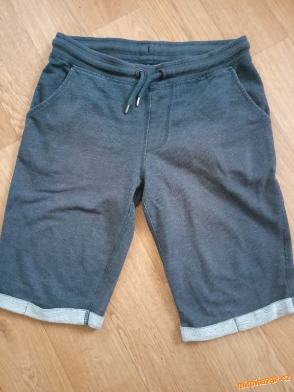 Krásné kraťasy C&A
