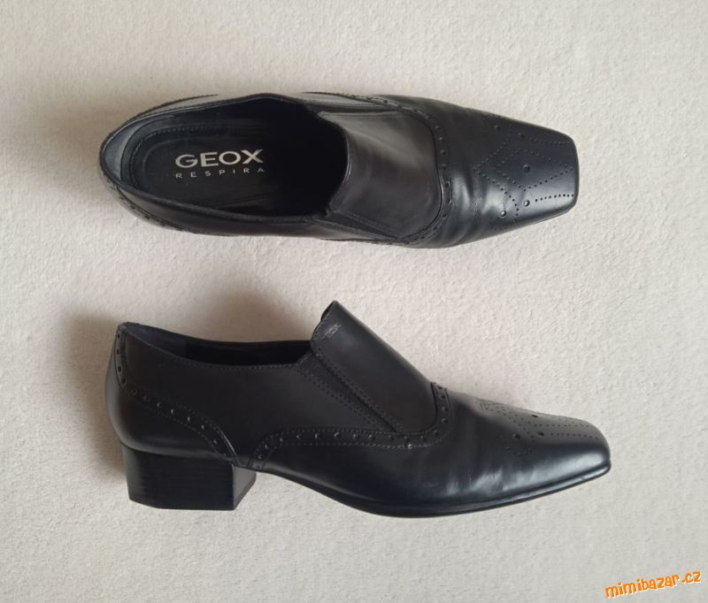 Dámské kožené polobotky Geox 40