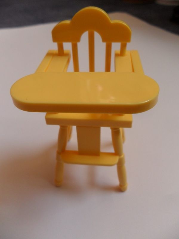 KRMŽIDLE PRO MALÁ MIMINKA