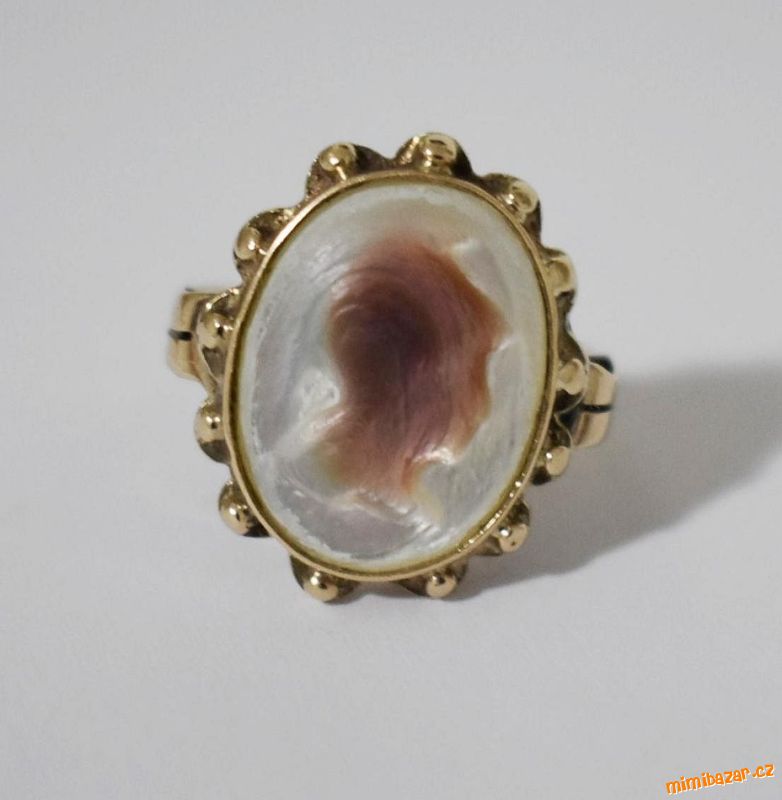 Starožitný zlatý dámský prsten