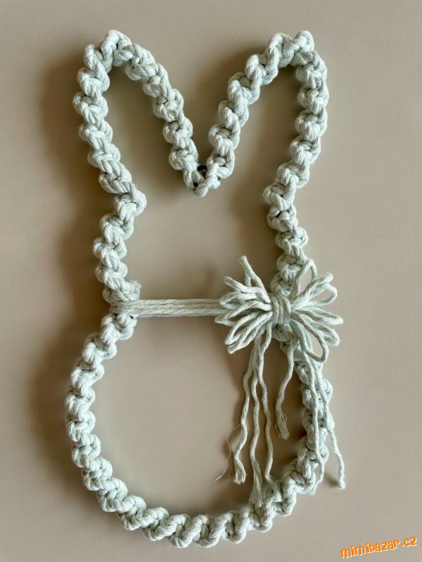 Macramé zajíček – minimalistická dekorace