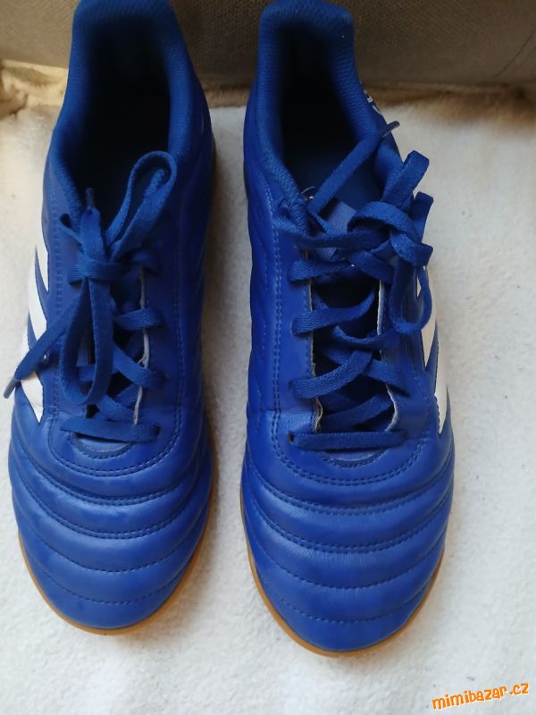 Sálové kopačky Adidas