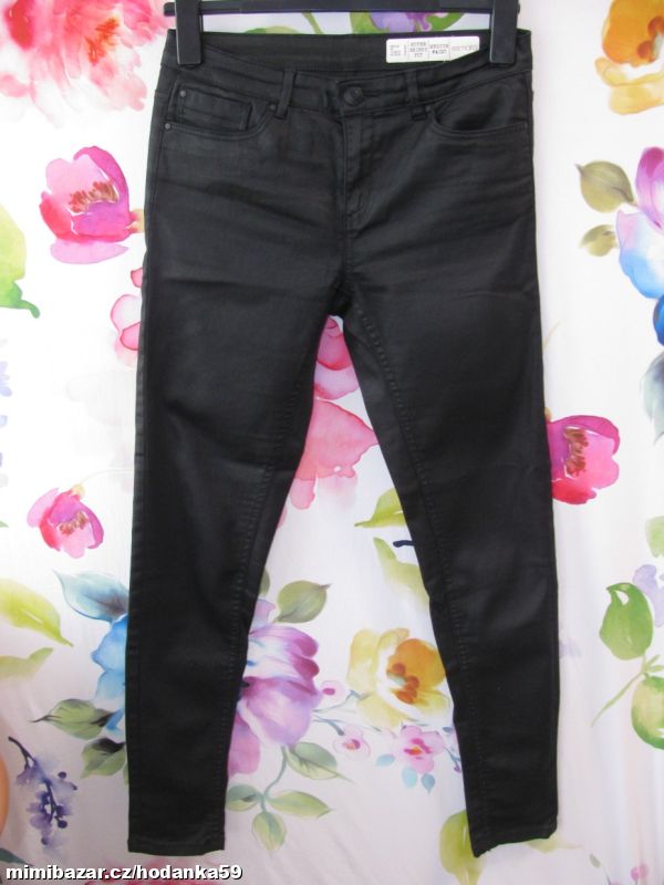 Dámské černé strečové super skinny fit