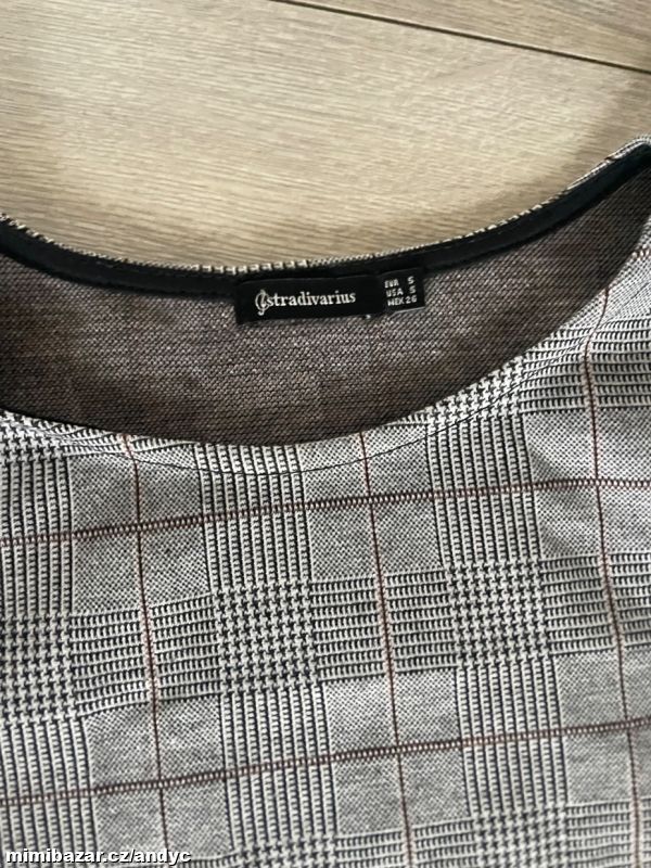 Stradivarius šaty vel S