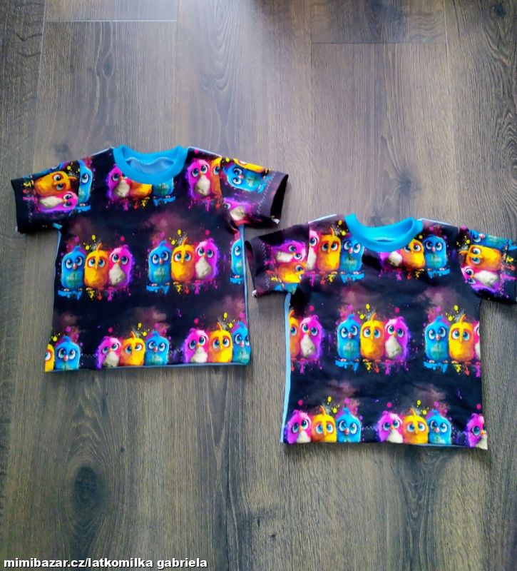Trička pro dvojčátka, 98. Ručně šitá.