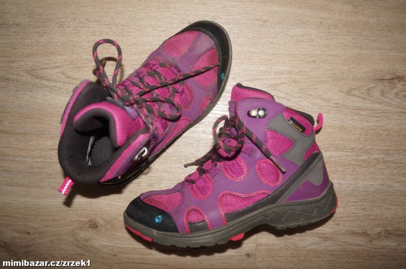 Jack Wolfskin dívčí trekové boty vel.33