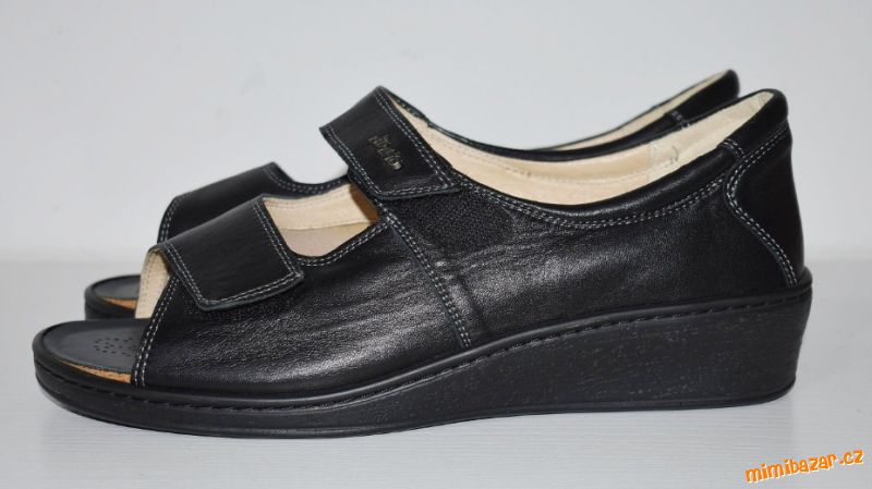 Dámské kožené boty, sandály, vel. 43