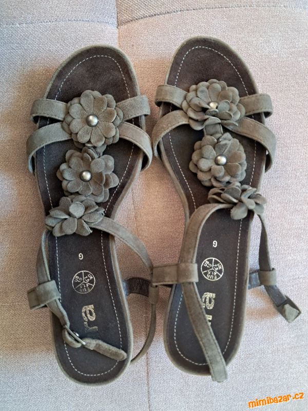 khaki sandály na klínku / letní páskové boty