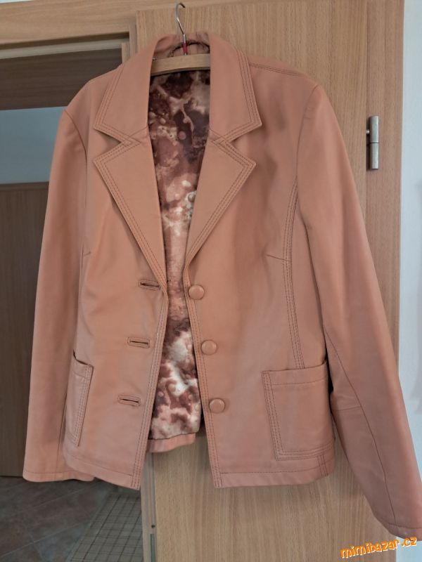 světle hnědé kožené sako/jarní bunda Marie Křivová