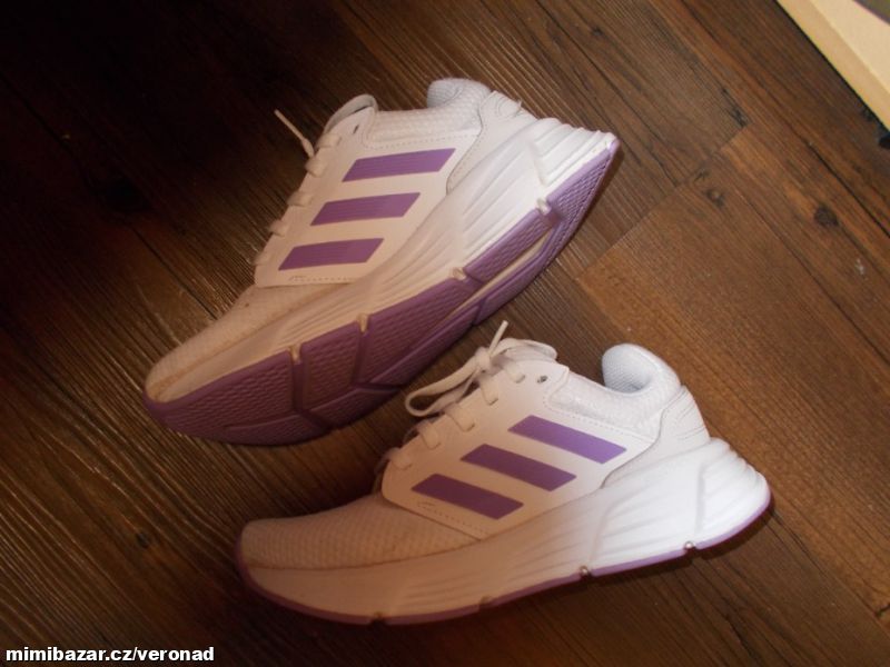 DÁMSKÉ ODLEHČENÉ BOTASKY ADIDAS VEL 38 PĚKNÉ