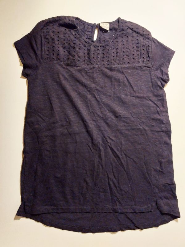 Tričko s krátkým rukávem, s dírkovanou výšivkou