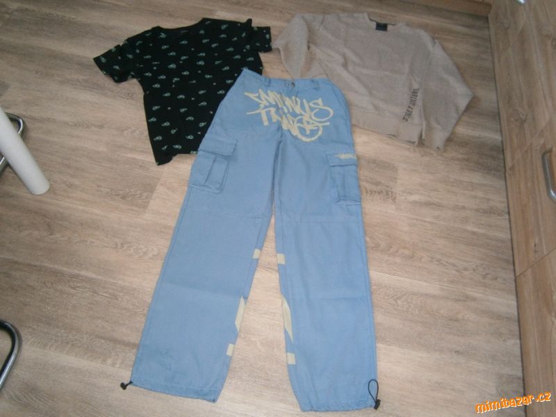 kalhoty, triko, mikina vel. S/M
