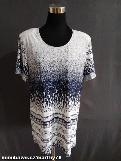 *** KRÁSNÉ DÁMSKÉ VZOROVANÉ TRIKO, VEL.46 ***