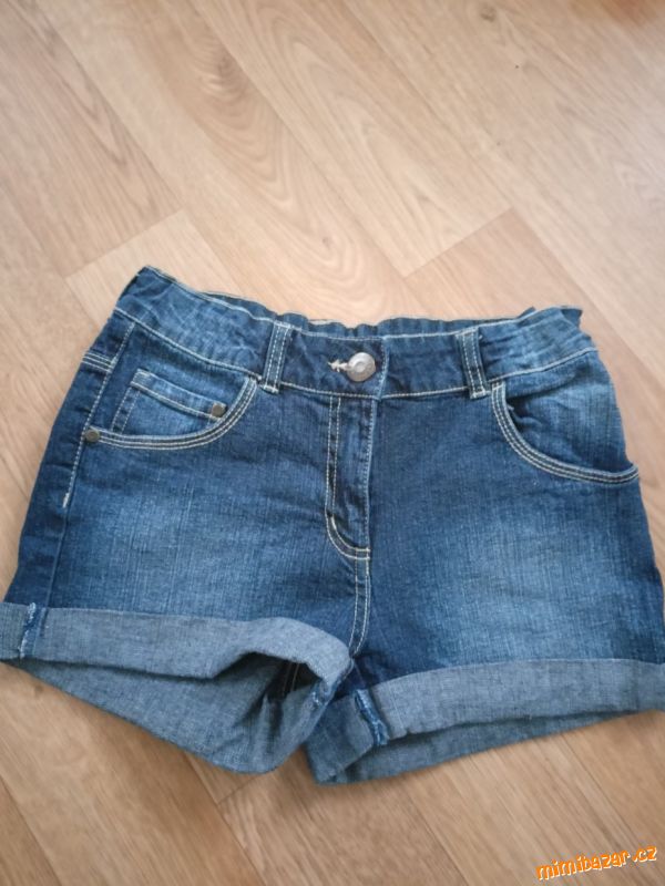 Krásné rifové elastické kraťasy s regulací v pase