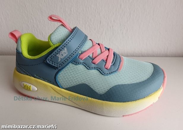 Sportovní dětské tenisky Xti 153105 jeans