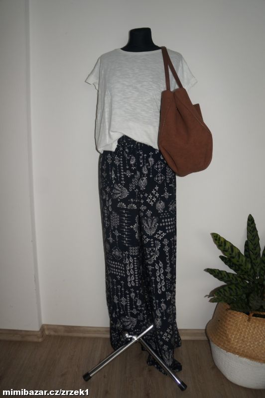 C&A nové letní kaplhoty s kapsami vel.XL/XXL