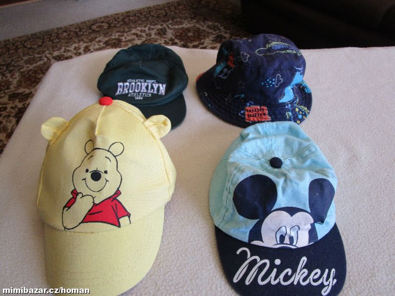 3x kšiltovka + bavl. klobouček, 6-12 měsíců