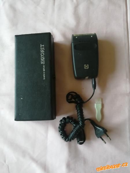 Retro holicí strojek Favorit Sher Bebo