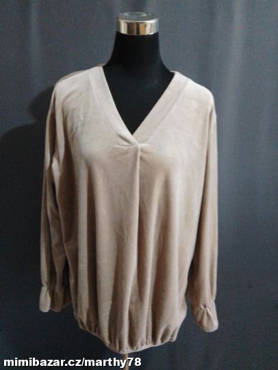 *** KRÁSNÁ DÁMSKÁ SAMETOVÁ MIKINA, VEL.3XL ***