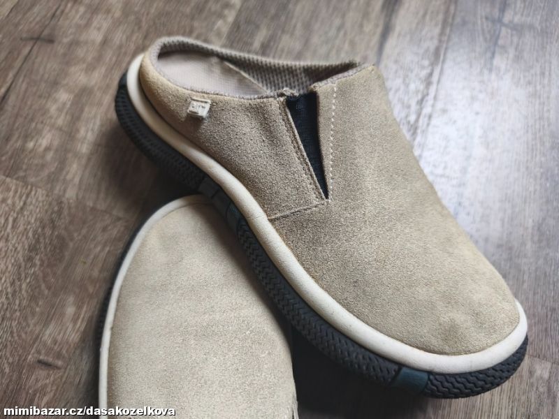 Béžové kožené pantofle CAT v.40