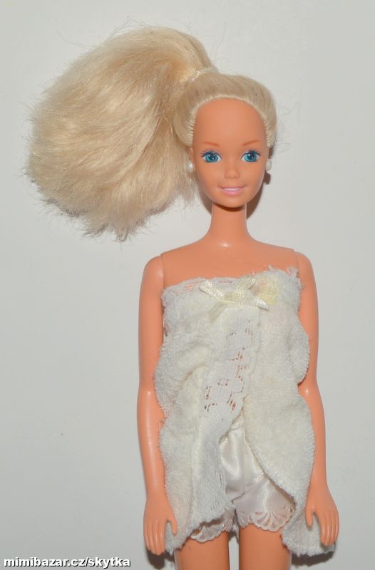  + + + PANENKA BARBIE FUN TO DRESS + + + 