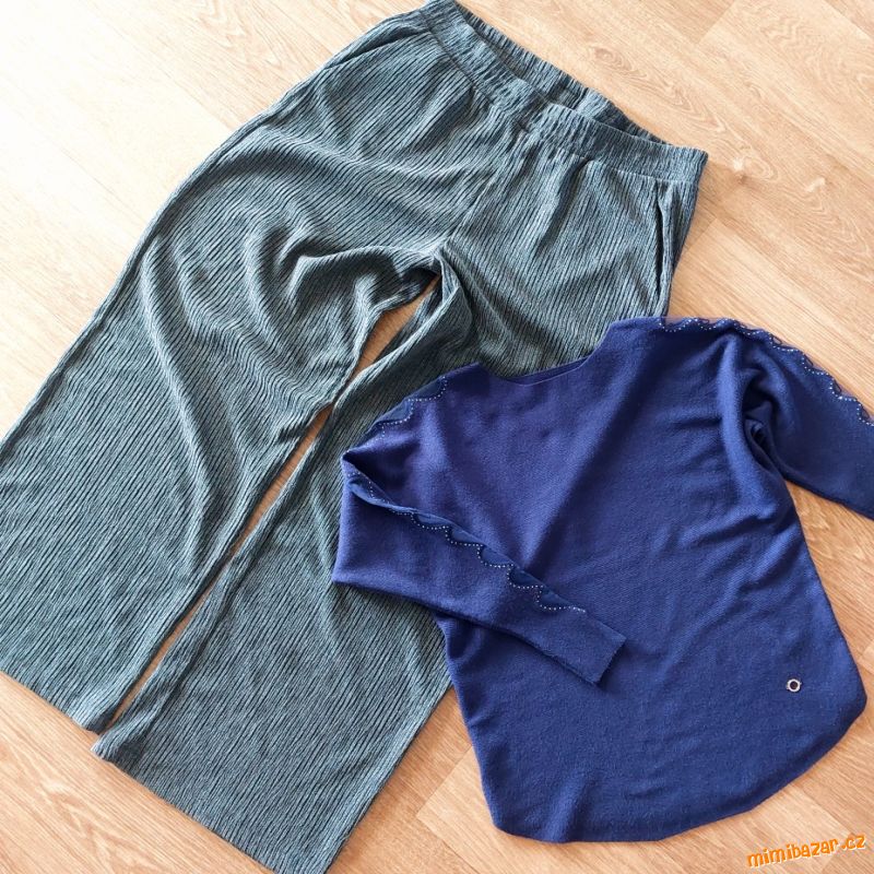 SVETR SRDÍČKA + KALHOTY 44/46