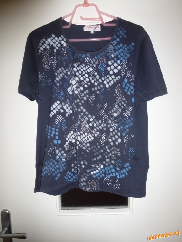 TRIČKO - BEZCHYBNÉ - AKCE 2 + 1 ZDARMA