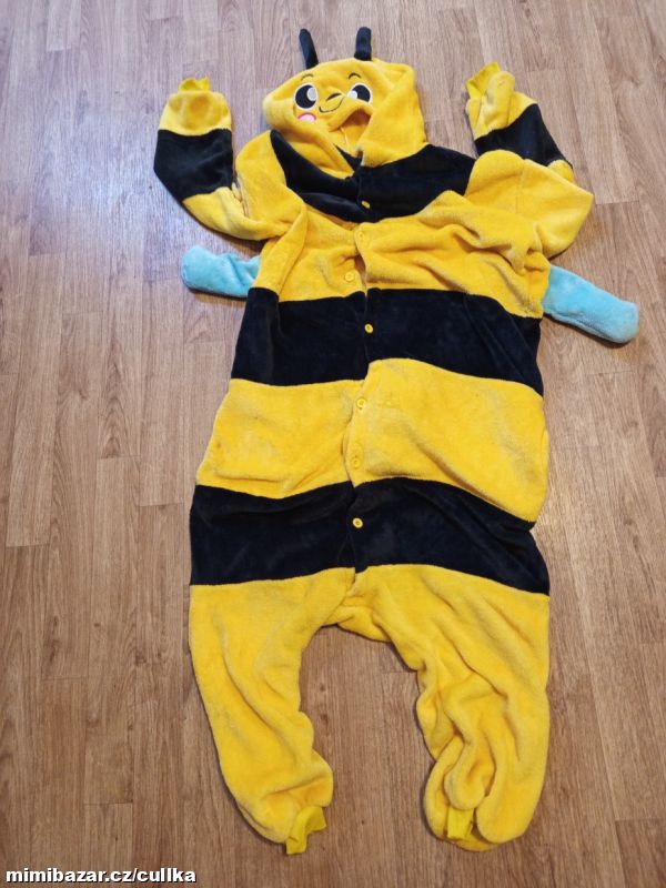 Pyžamový overal, kostým