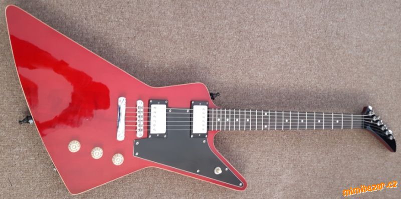 El. kytara typu Fokus H Explorer, polstr. obal