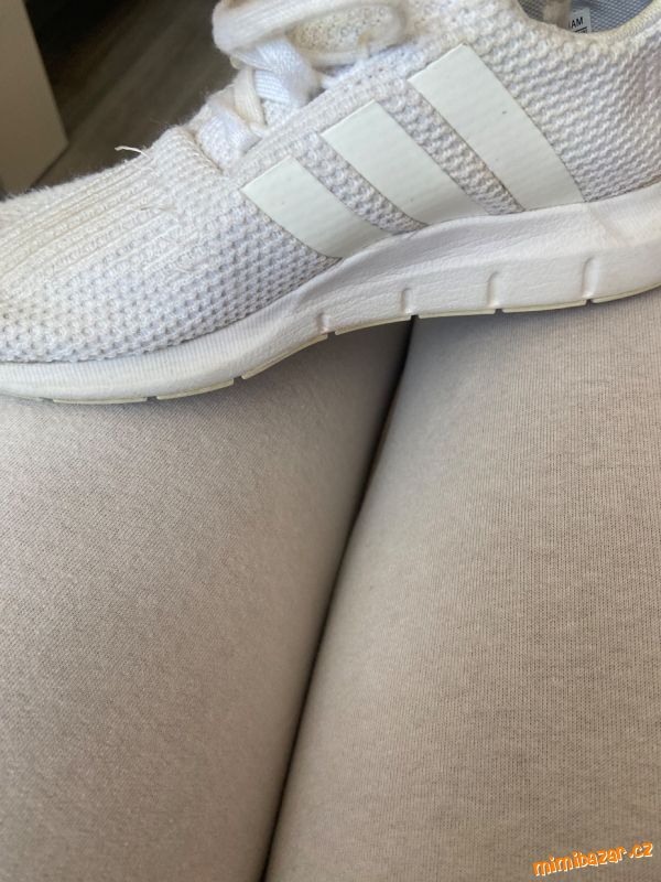 Sportovní boty adidas
