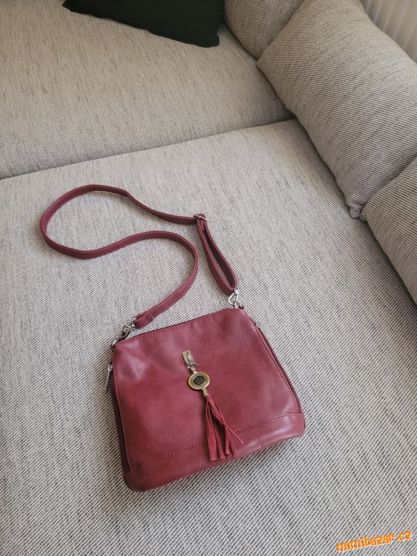 Dámská bordó crossbody kabelka
