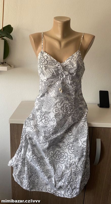 Dámské šaty
