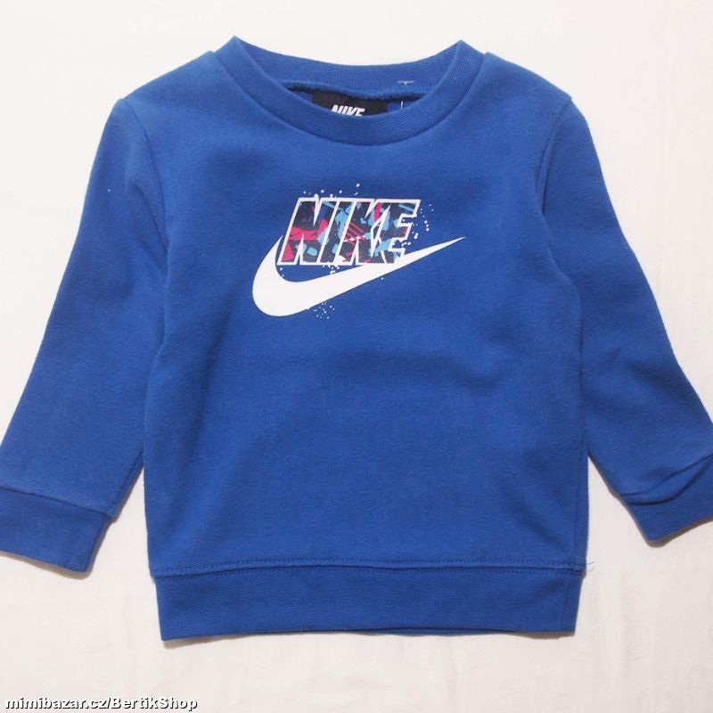 K65. Modrá mikča Nike
